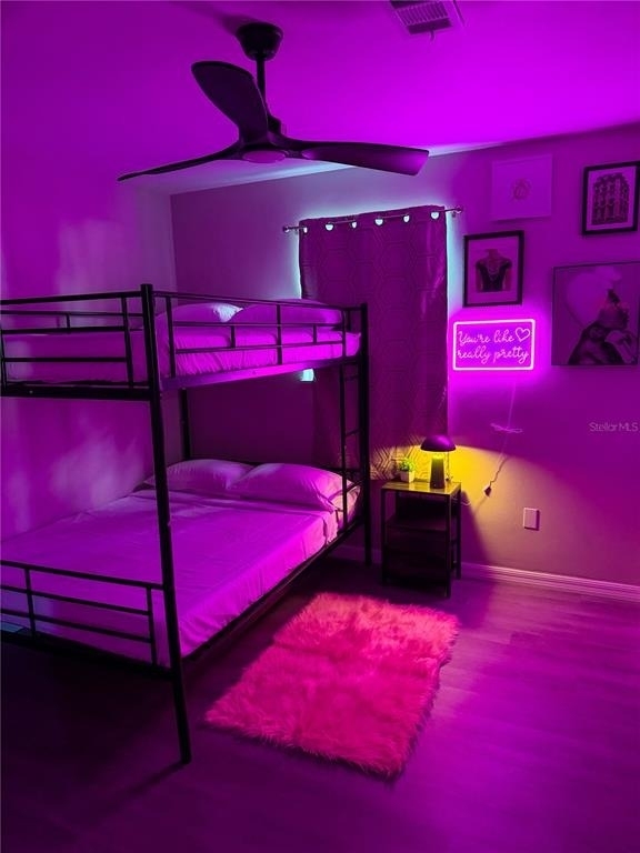 370 Hand Ave - Photo 2