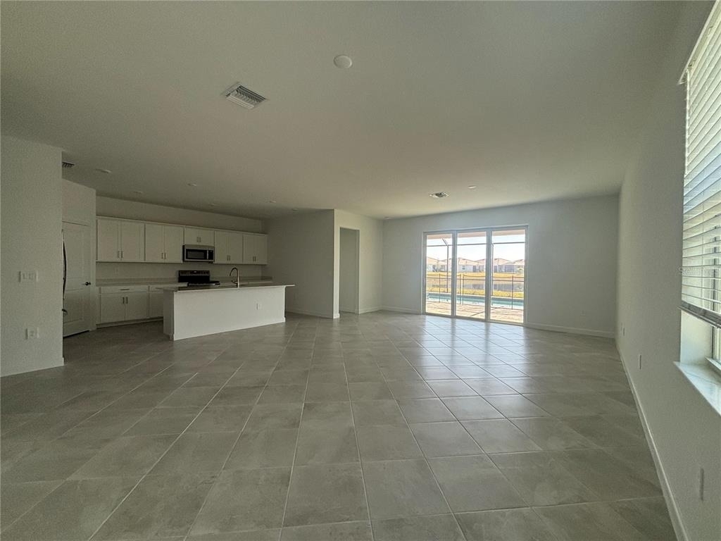 7869 Lakes Edge Lane - Photo 2