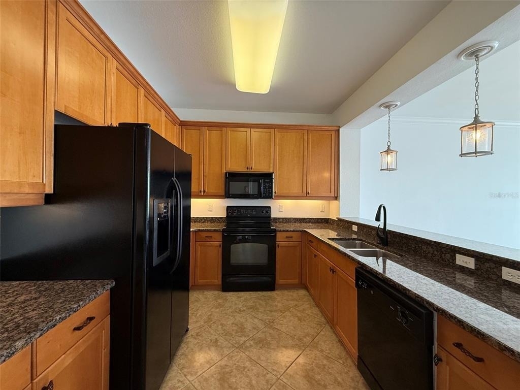 5116 Melbourne Street - Photo 11
