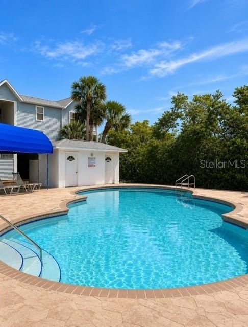 3607 E Bay Drive - Photo 4