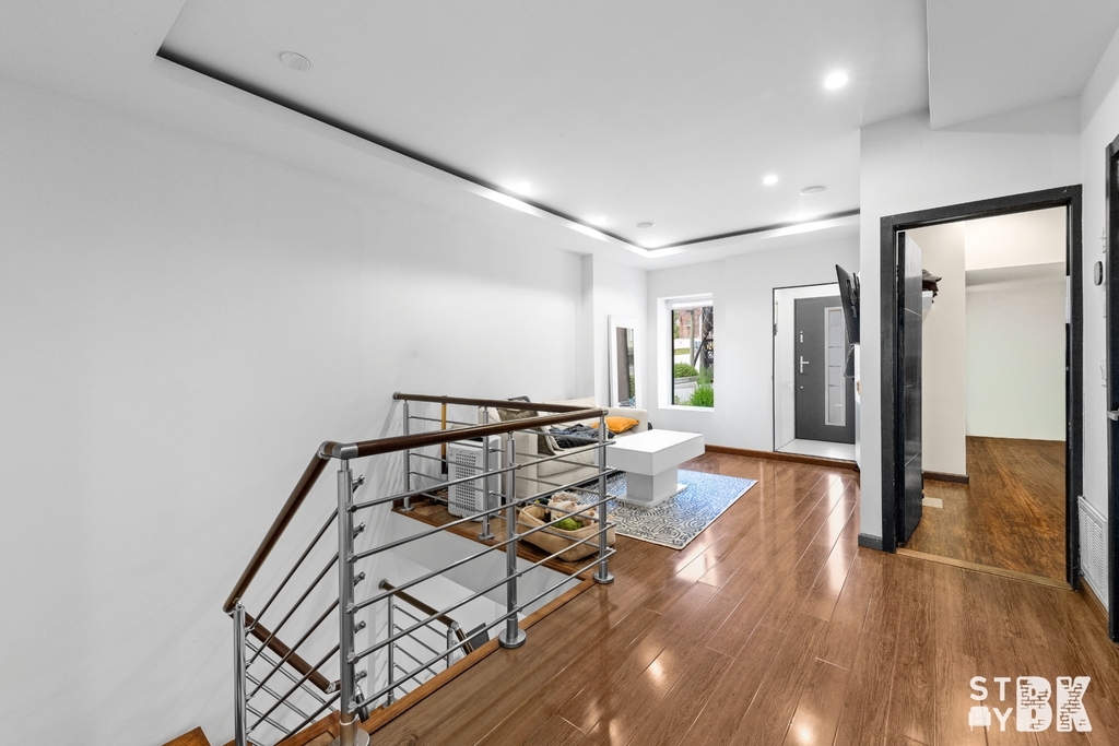 4607 Bedford Avenue - Photo 1