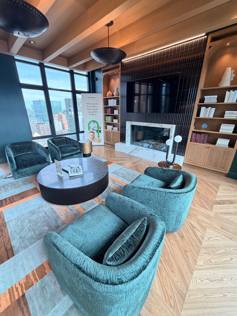 162 East 36th Street - Photo 16