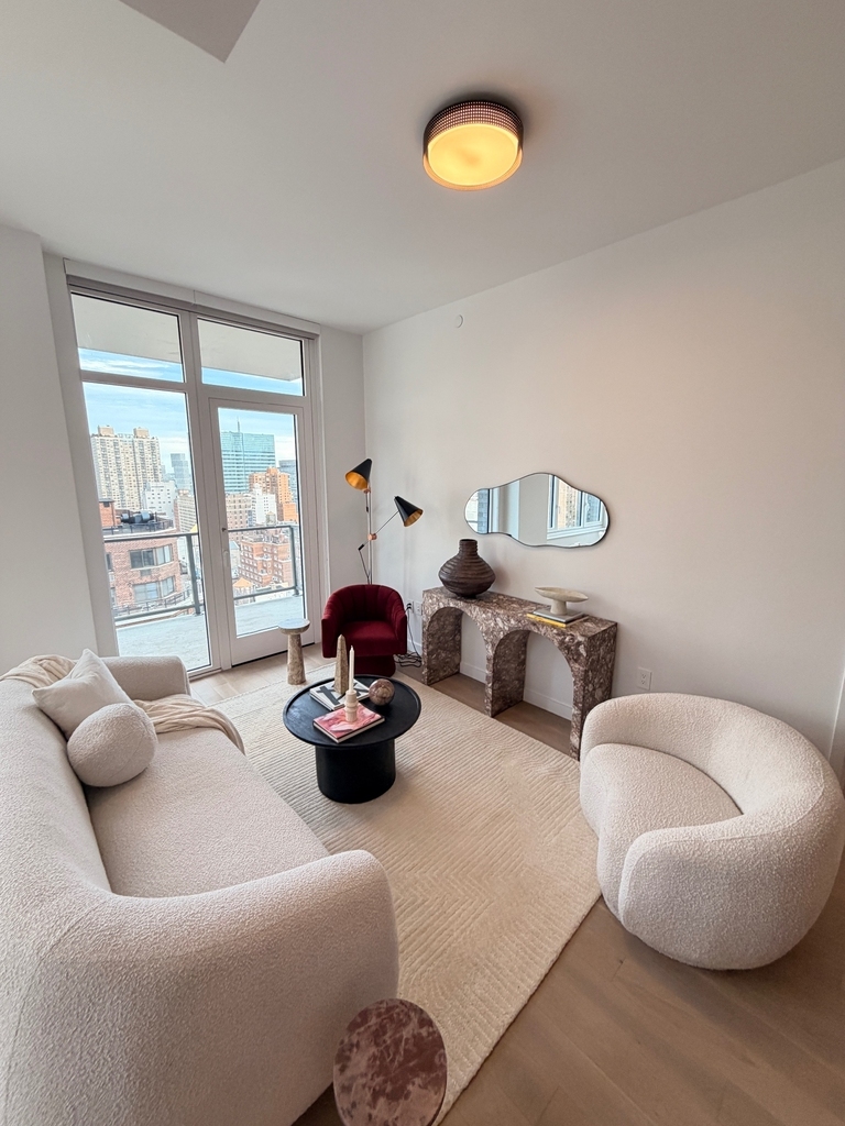 162 East 36th Street - Photo 5