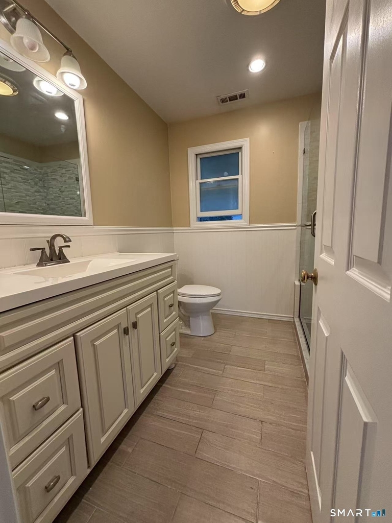36 Nicholas Avenue - Photo 1