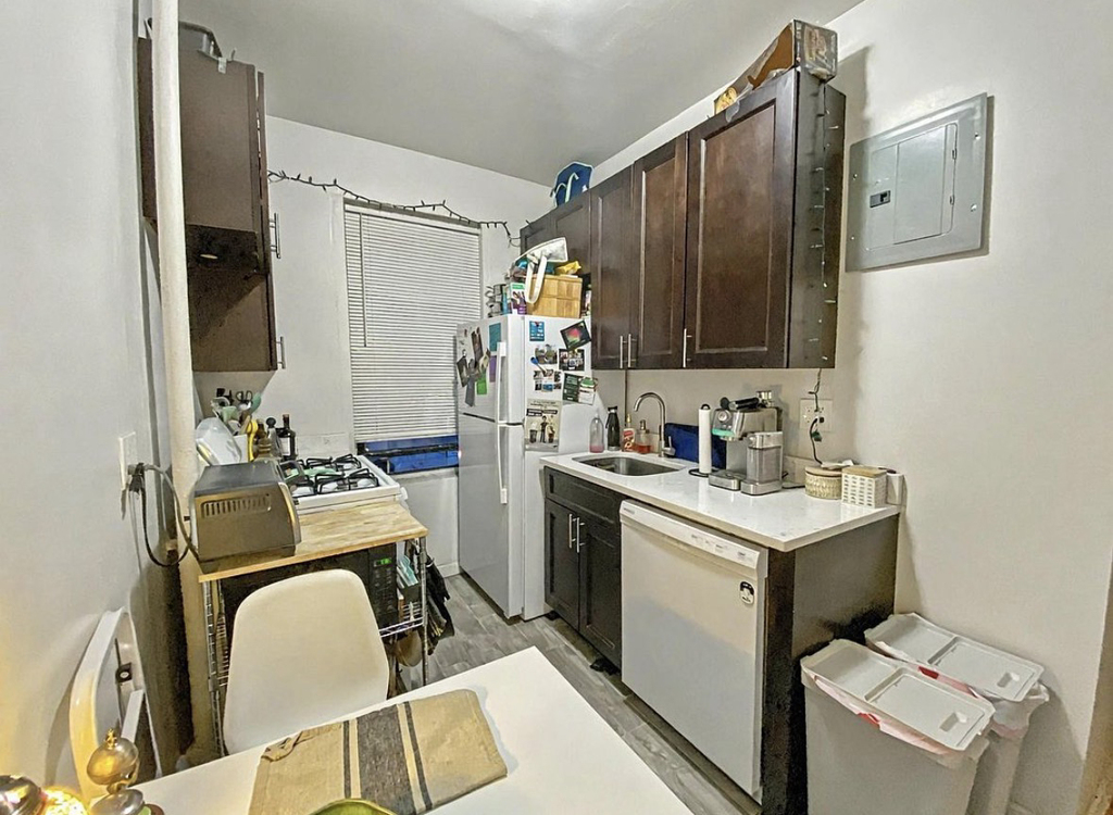 21-27 33rd Street - Photo 4