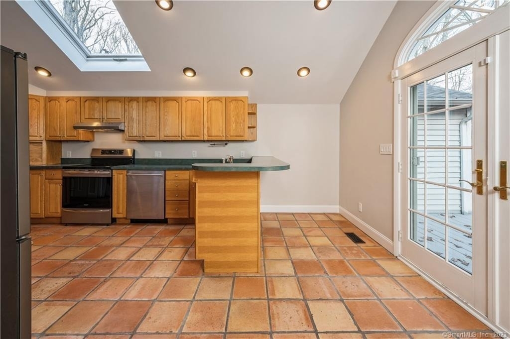 2428 Long Ridge Road - Photo 10