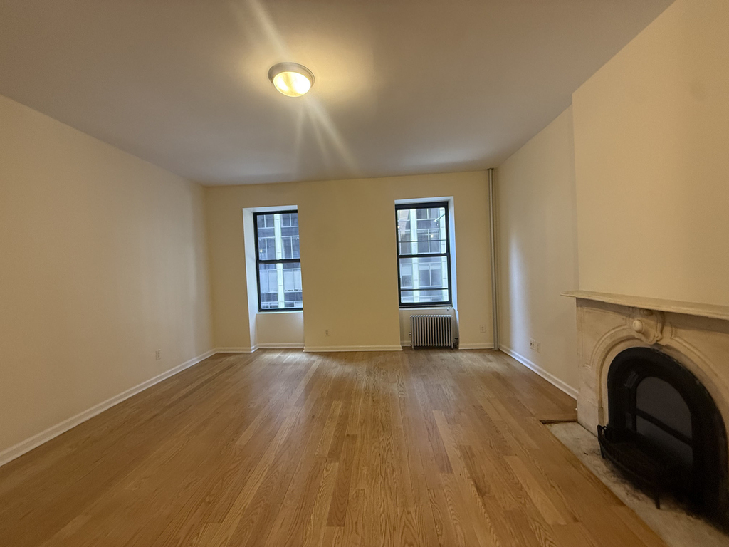 69 West 55th Street - Photo 10
