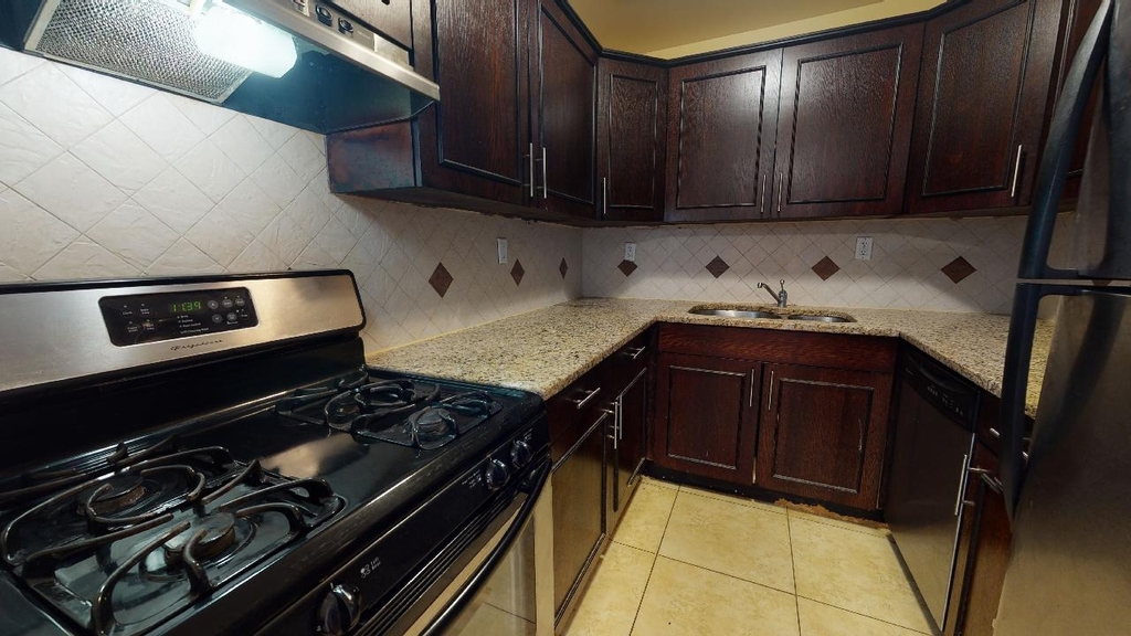 84-14 143rd Street - Photo 6