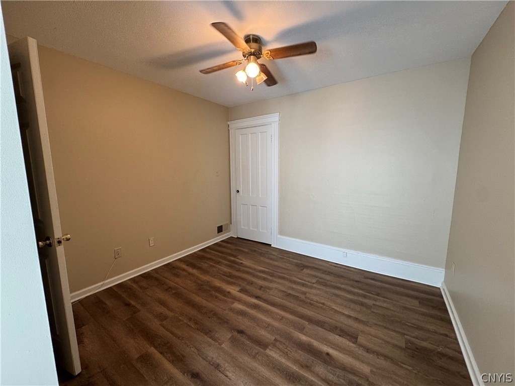 24 W Oneida Street - Photo 10