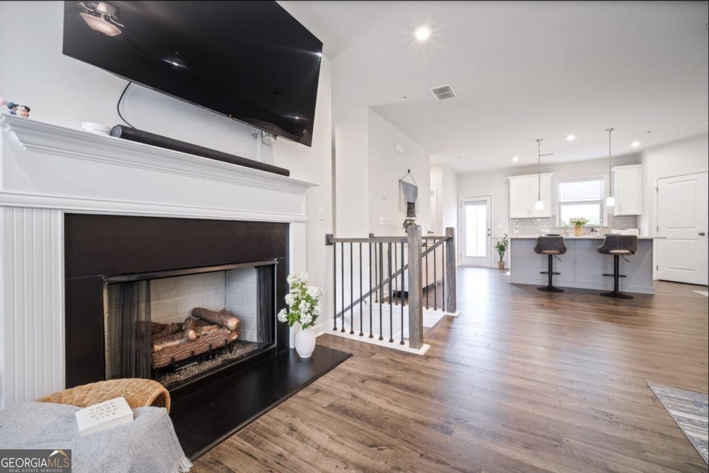 1595 Ridgebrook Down - Photo 8