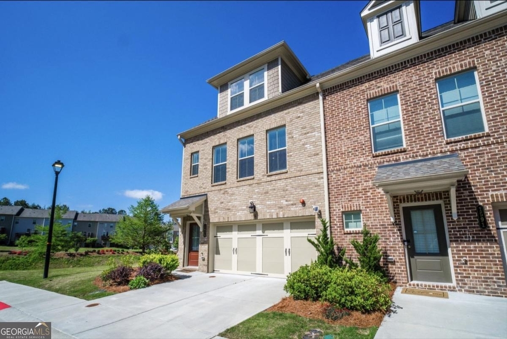 1595 Ridgebrook Down - Photo 2