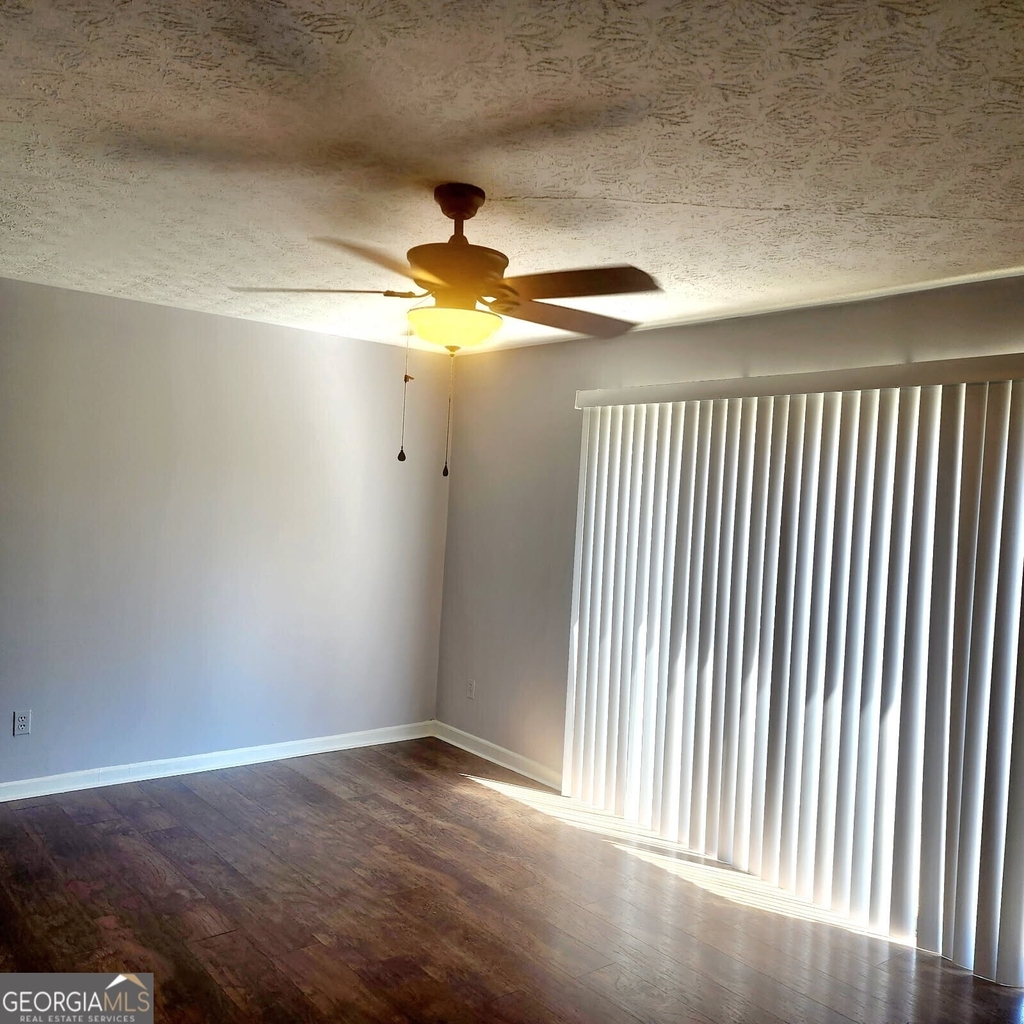 6572 Sleepy Hollow Lane - Photo 8