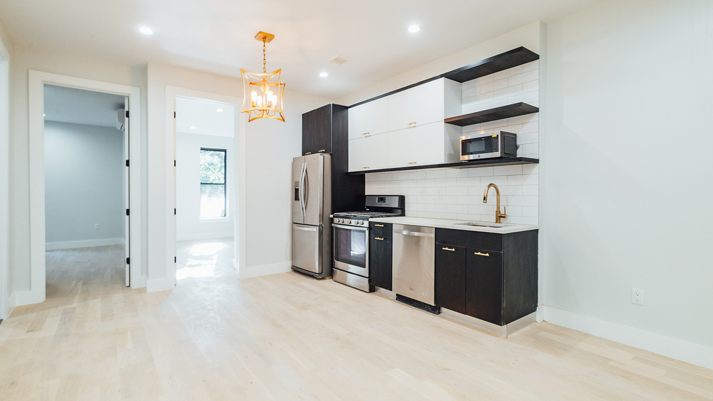 86 Clinton Ave - Photo 17