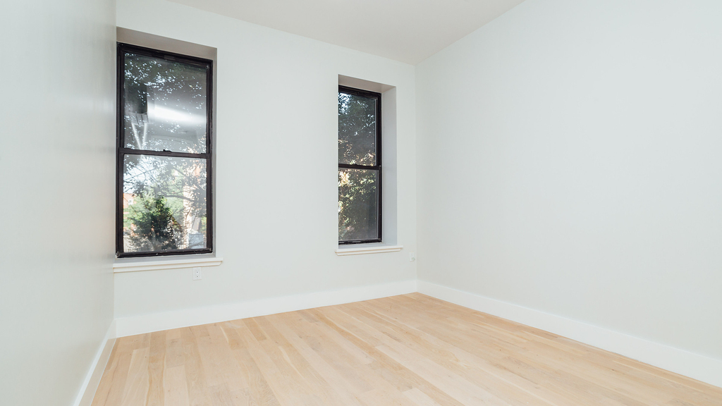 86 Clinton Ave - Photo 11