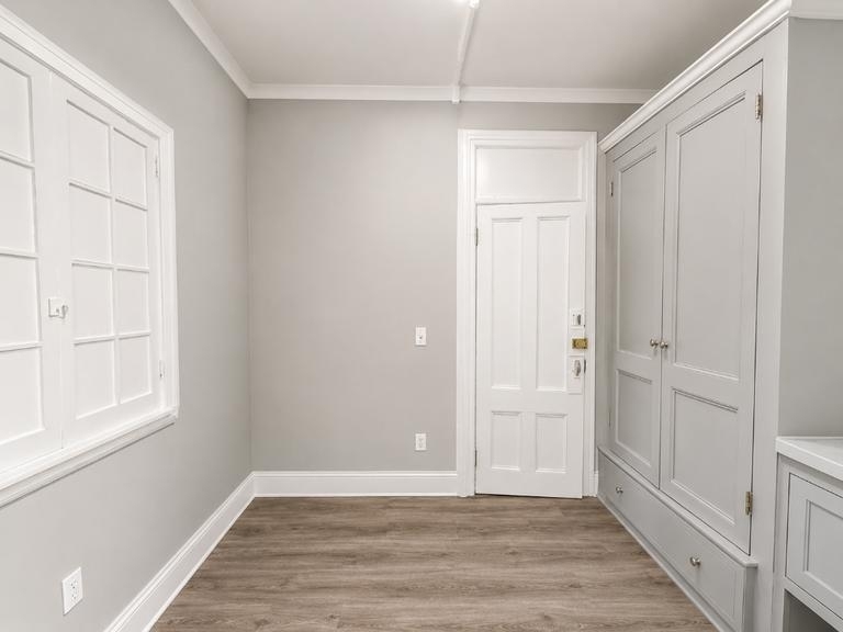 358 West 51st Street Room CE - Photo 1