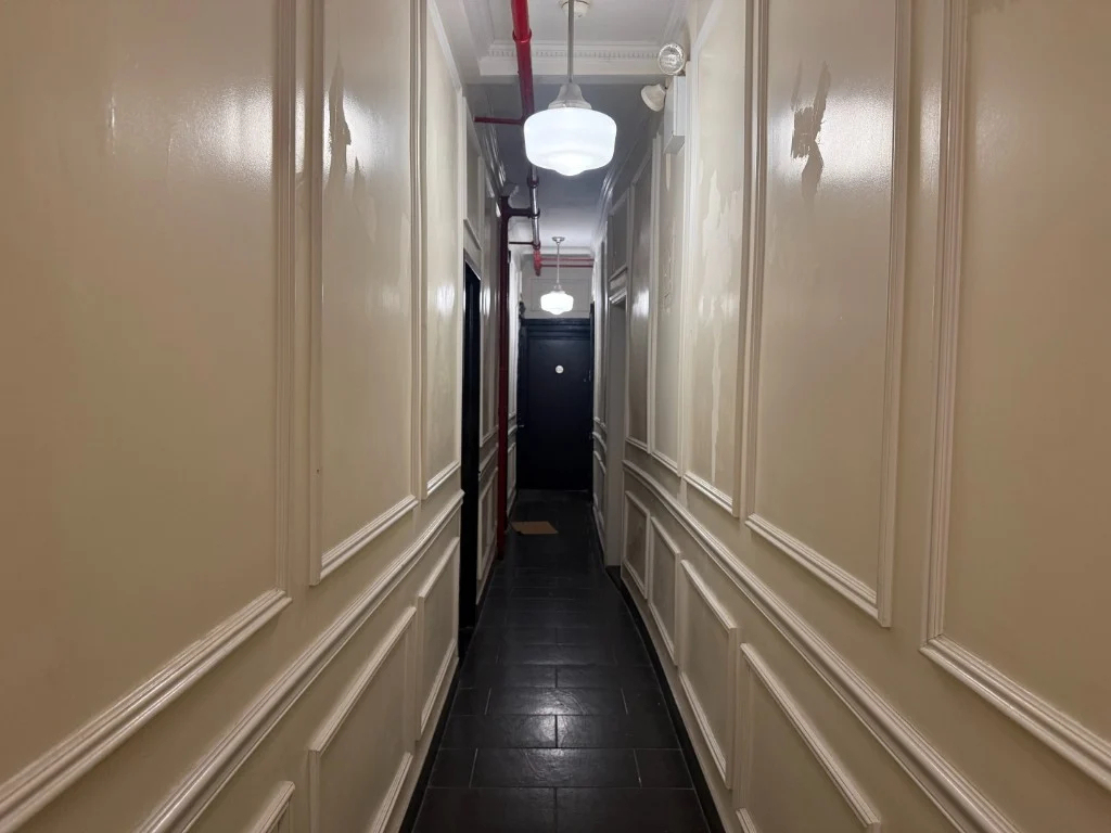 358 West 51st Street Room CE - Photo 3