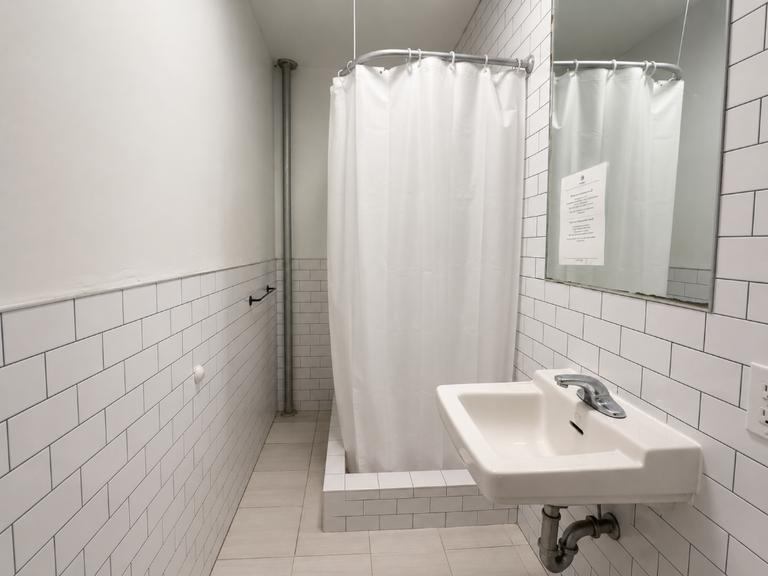 358 West 51st Street Room CE - Photo 2