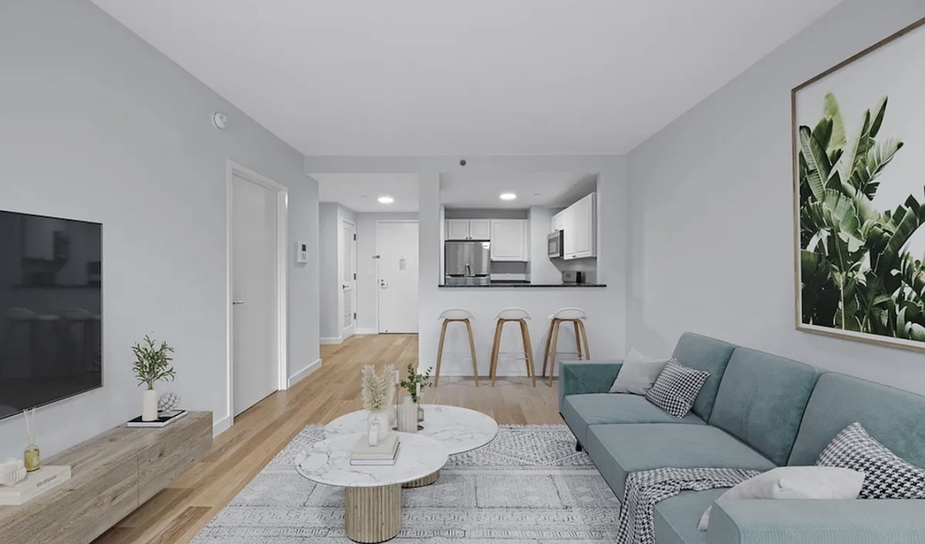 520 West 48th Street - Photo 1