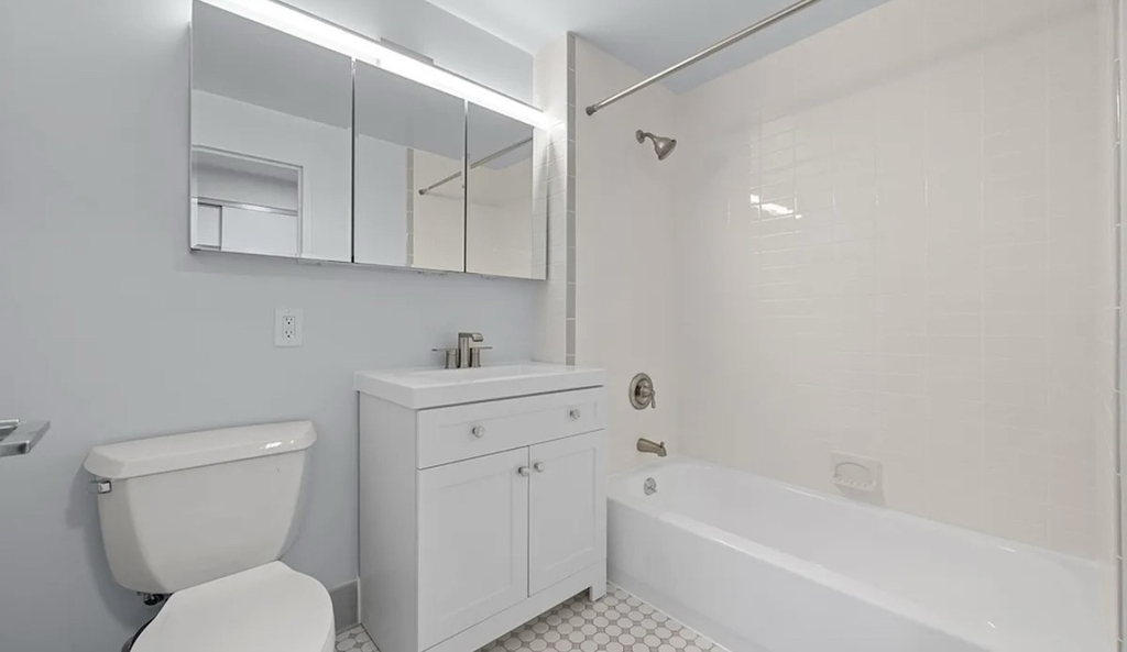 520 West 48th Street - Photo 4