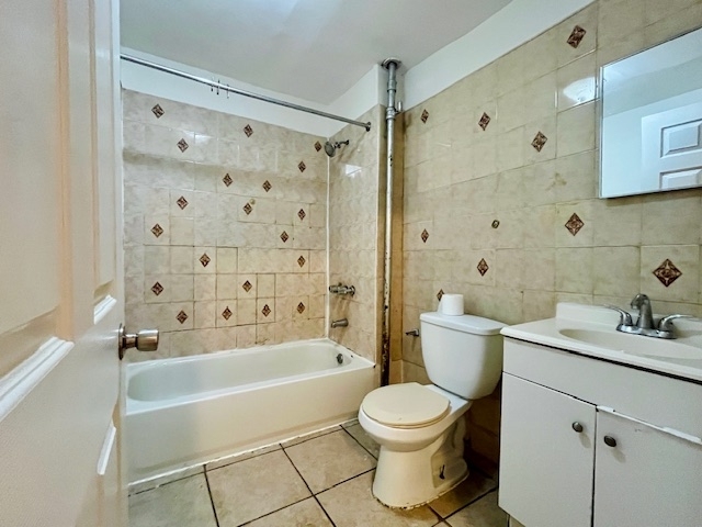 1483 Fulton Street - Photo 1