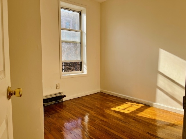 1483 Fulton Street - Photo 3
