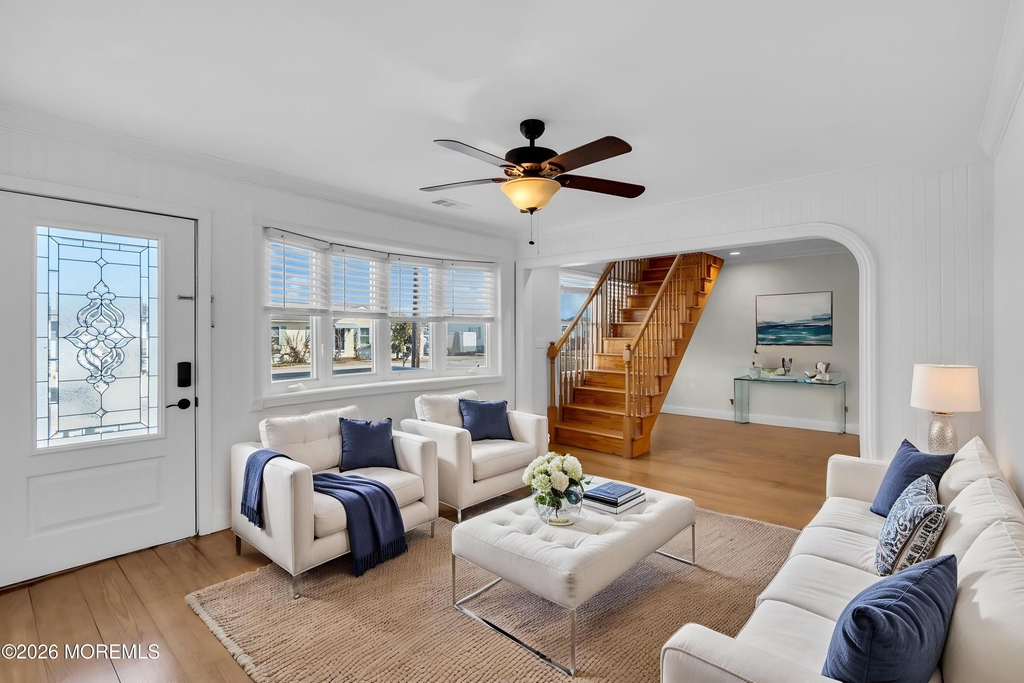 101 Clearwater Drive - Photo 3