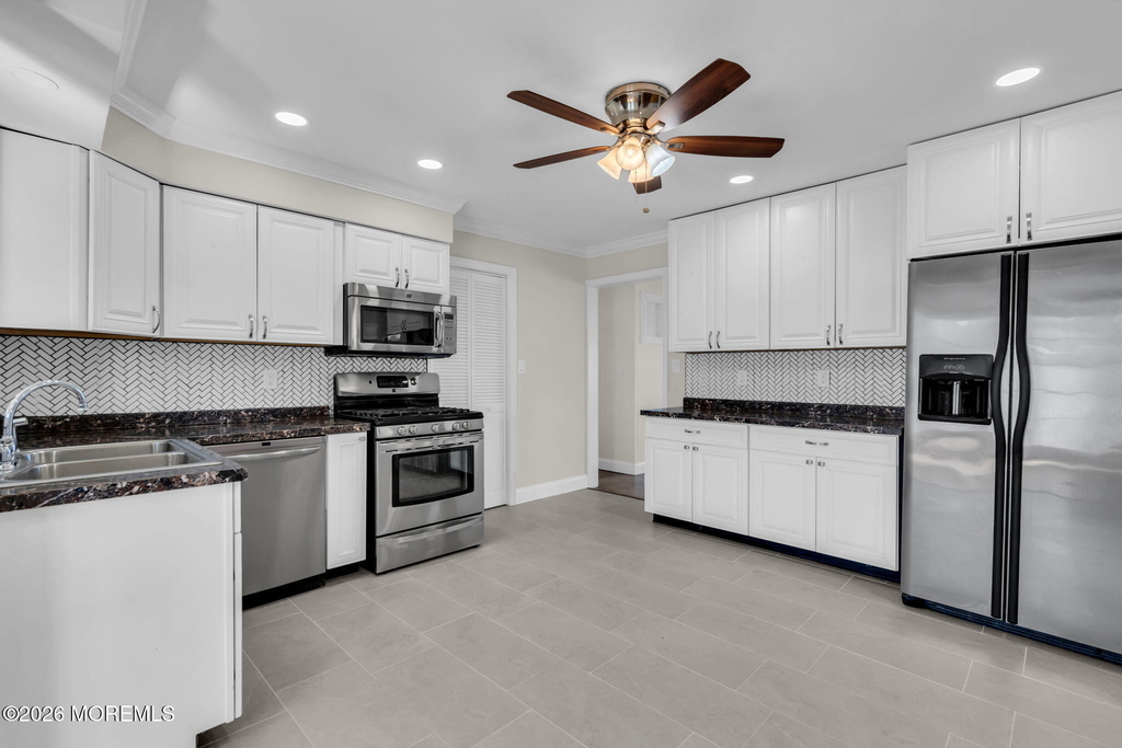 101 Clearwater Drive - Photo 9
