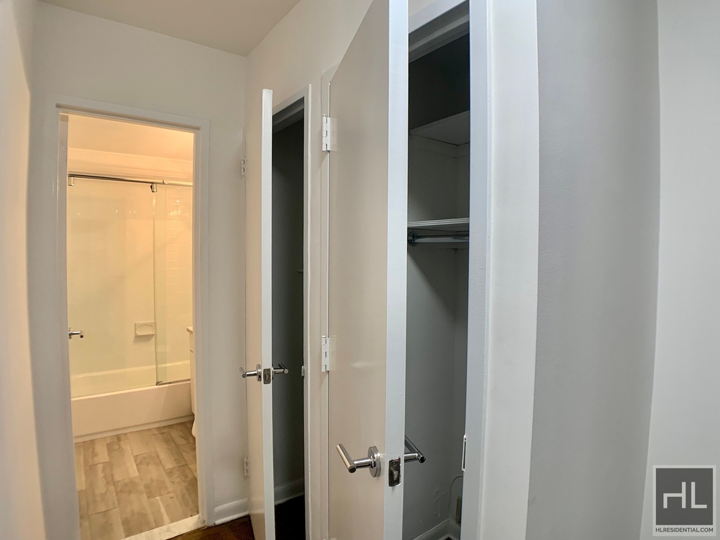 East 56th Street - Photo 5
