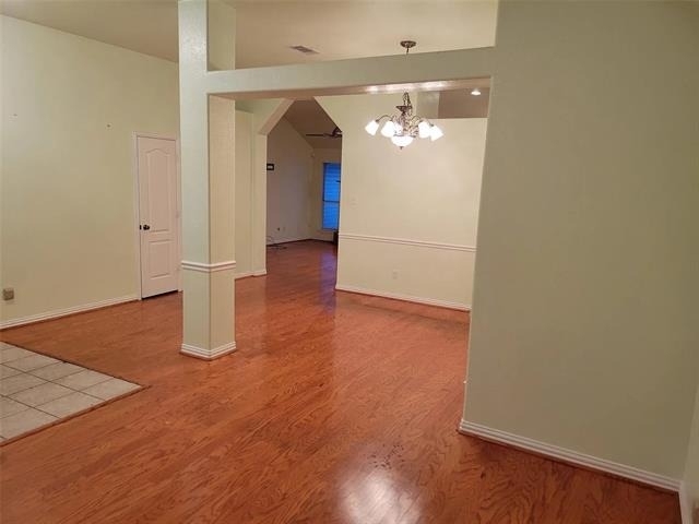 1424 Chapman Drive - Photo 4