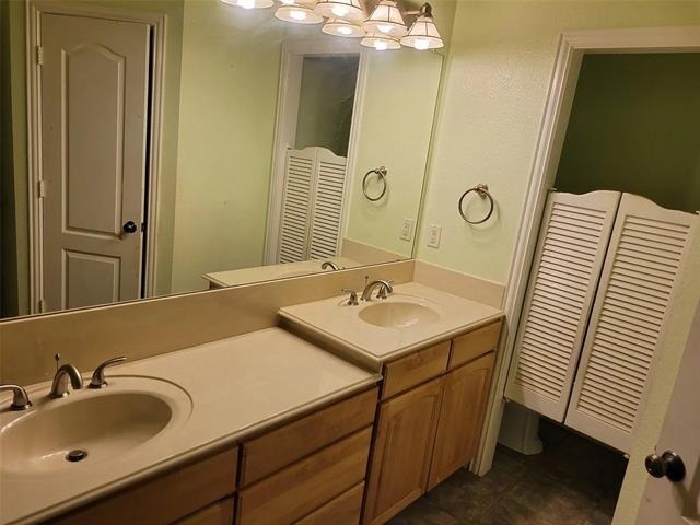 1424 Chapman Drive - Photo 6