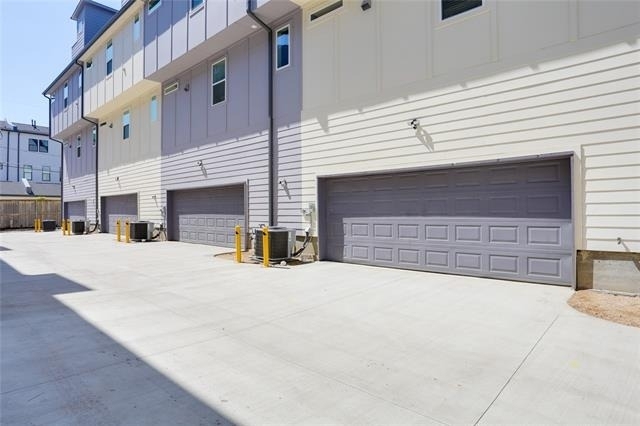 2805 Weisenberger Street - Photo 34