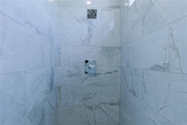 2805 Weisenberger Street - Photo 22