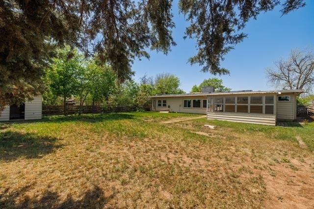 2929 Sayles Boulevard - Photo 33