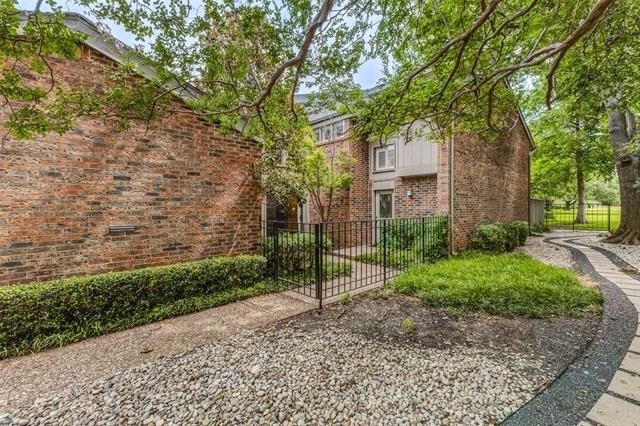 12202 Montego Plaza - Photo 1