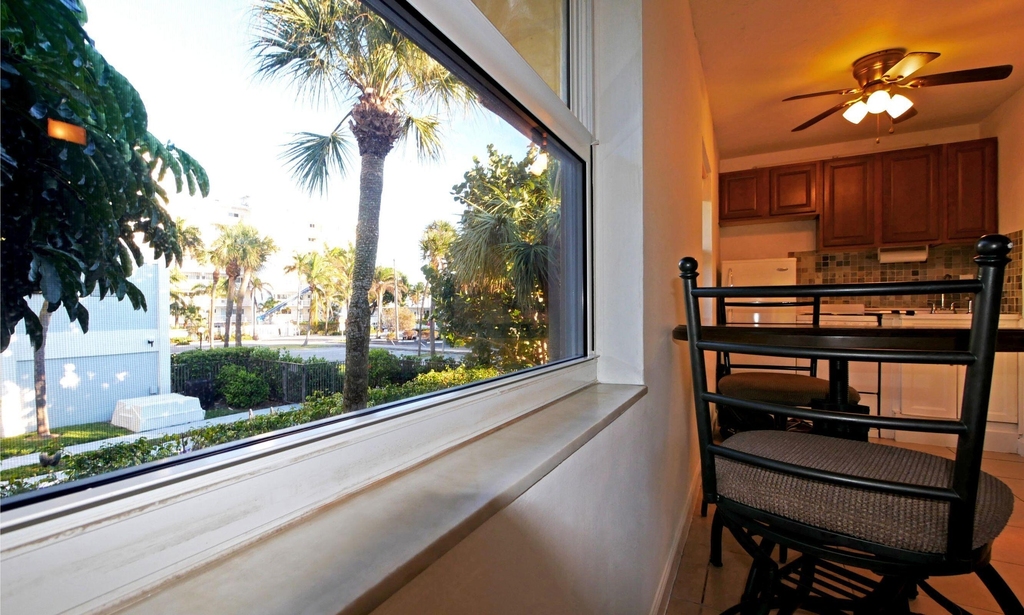 2031 Se 5th Street - Photo 7