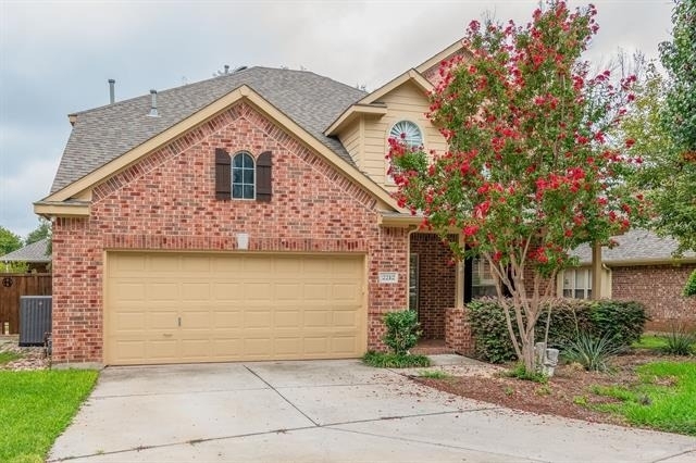 2212 Bayou Court - Photo 2