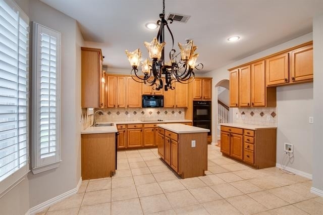 2212 Bayou Court - Photo 9