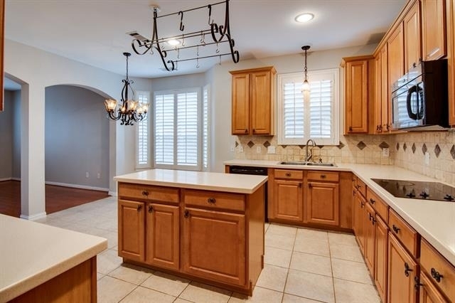 2212 Bayou Court - Photo 8