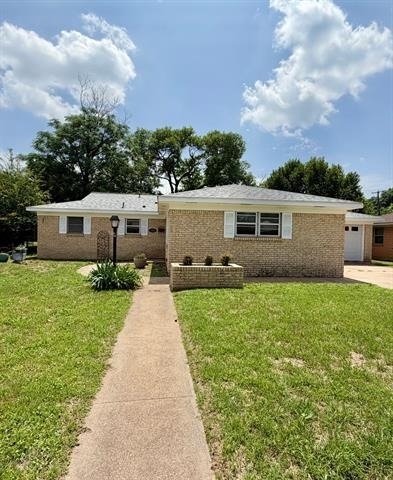 1606 Bluebonnet Trail - Photo 0