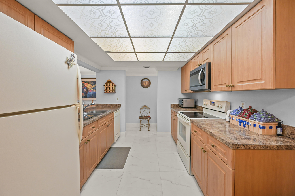 750 Egret Circle - Photo 2