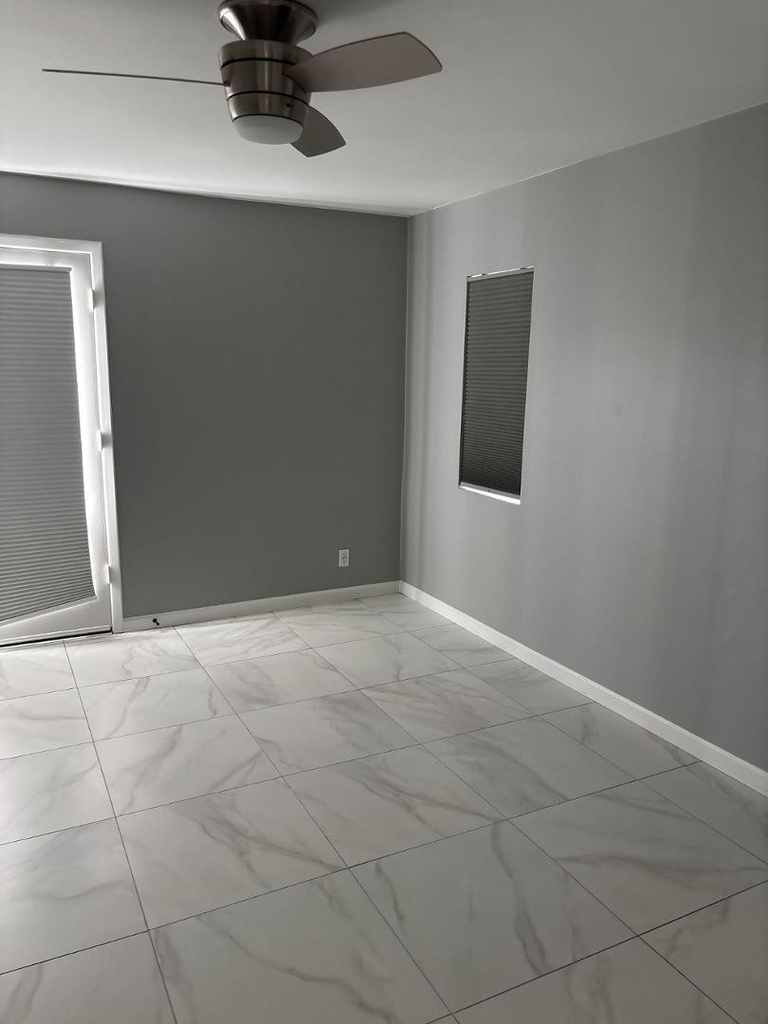 1820 E Morten Avenue - Photo 10