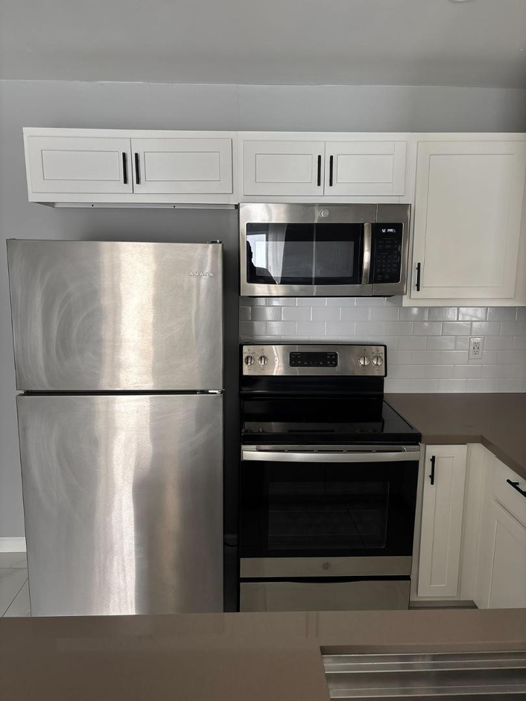 1820 E Morten Avenue - Photo 8