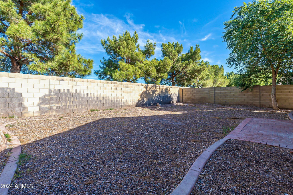 11570 W Yuma Street - Photo 44