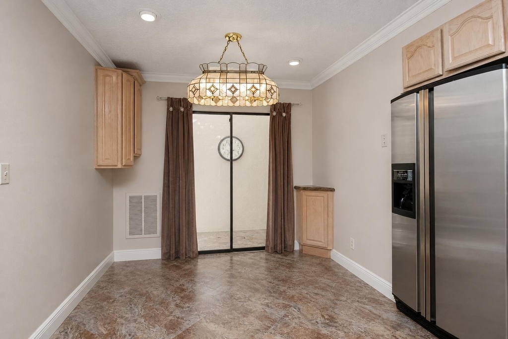 9708 Erica Court - Photo 59