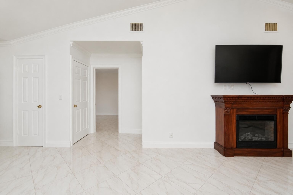 9708 Erica Court - Photo 52