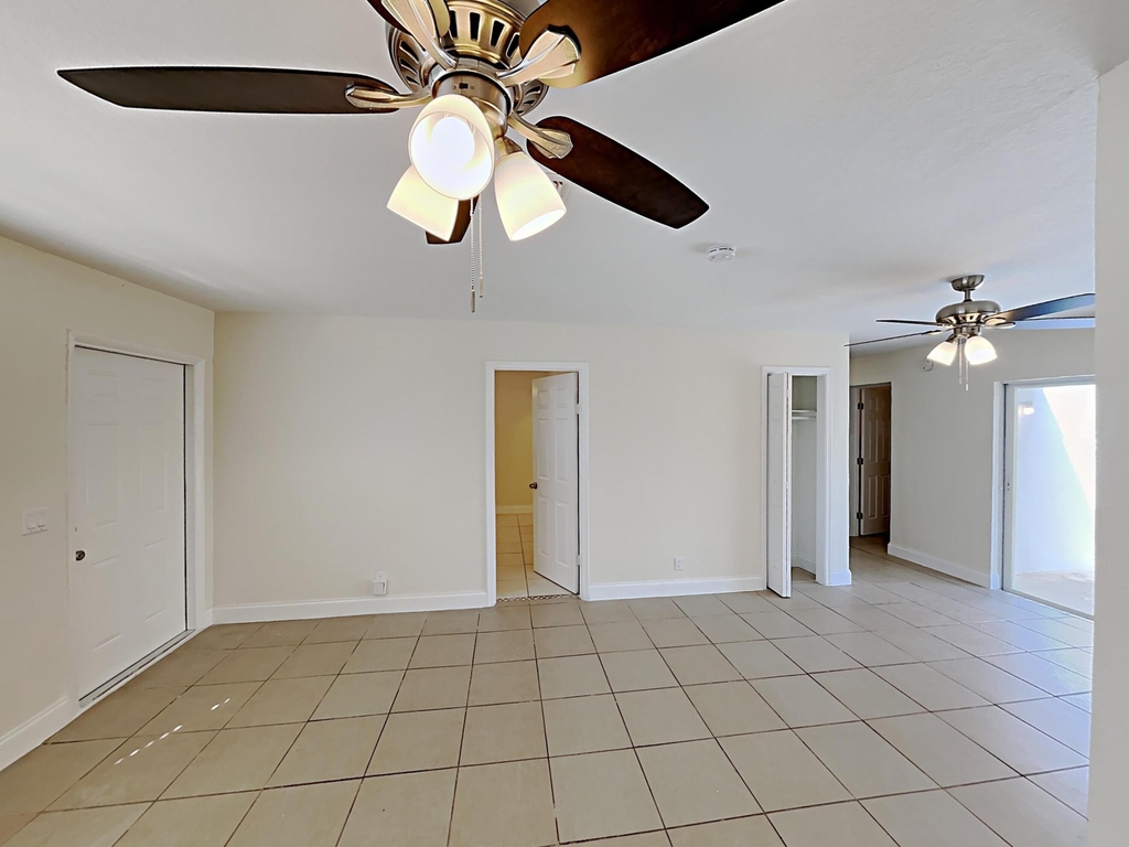 1230 Sw 6th Avenue - Photo 9