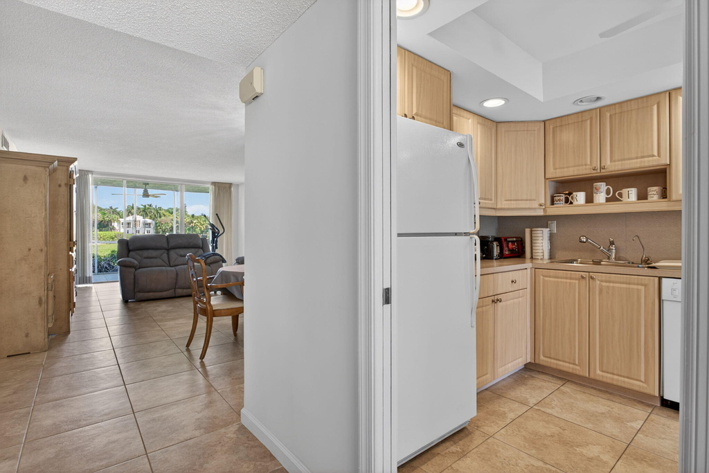3150 Ne 48th Court - Photo 5