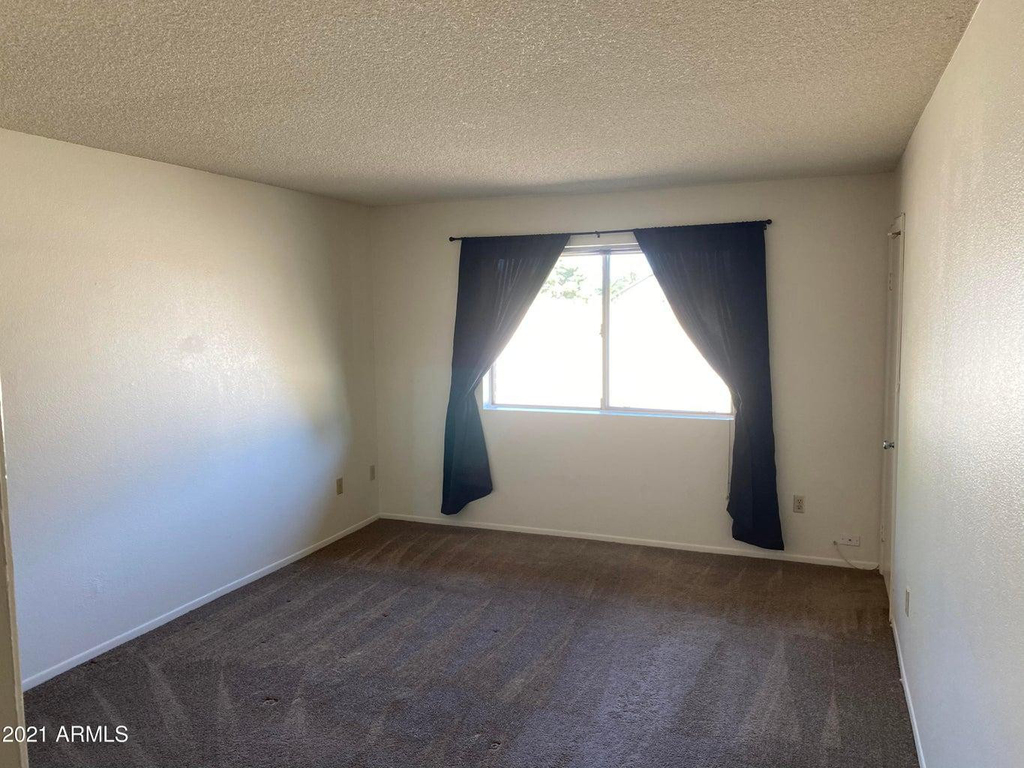 13243 N 47th Place - Photo 16