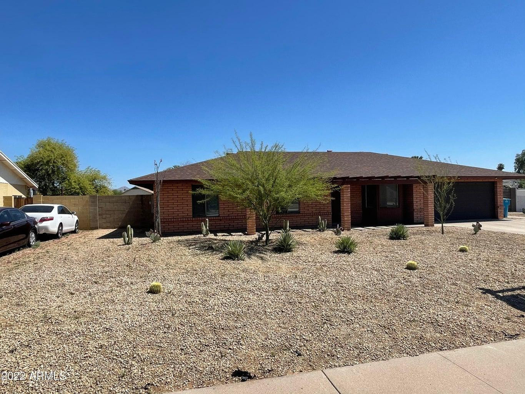 13243 N 47th Place - Photo 1