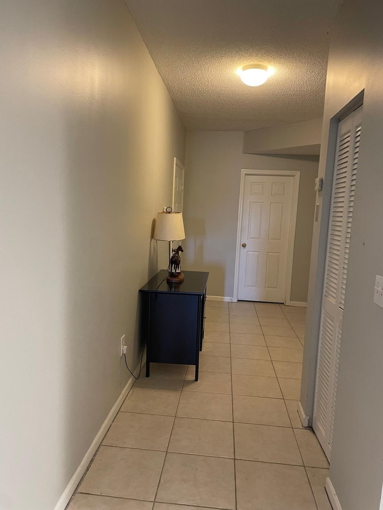 2060 Greenview Shores Boulevard - Photo 18